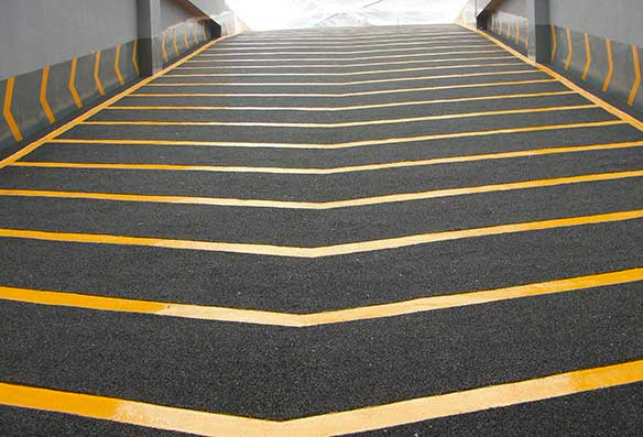 环氧耐磨地坪漆用在哪里 施工要注意什么