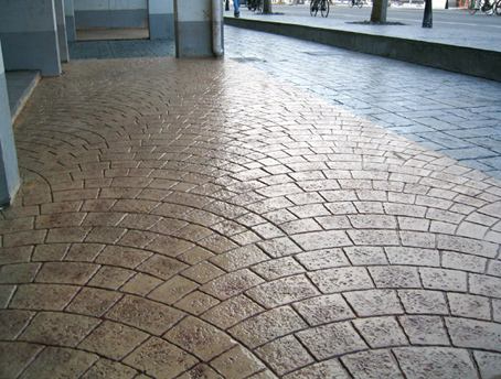 压模地坪的压制步骤